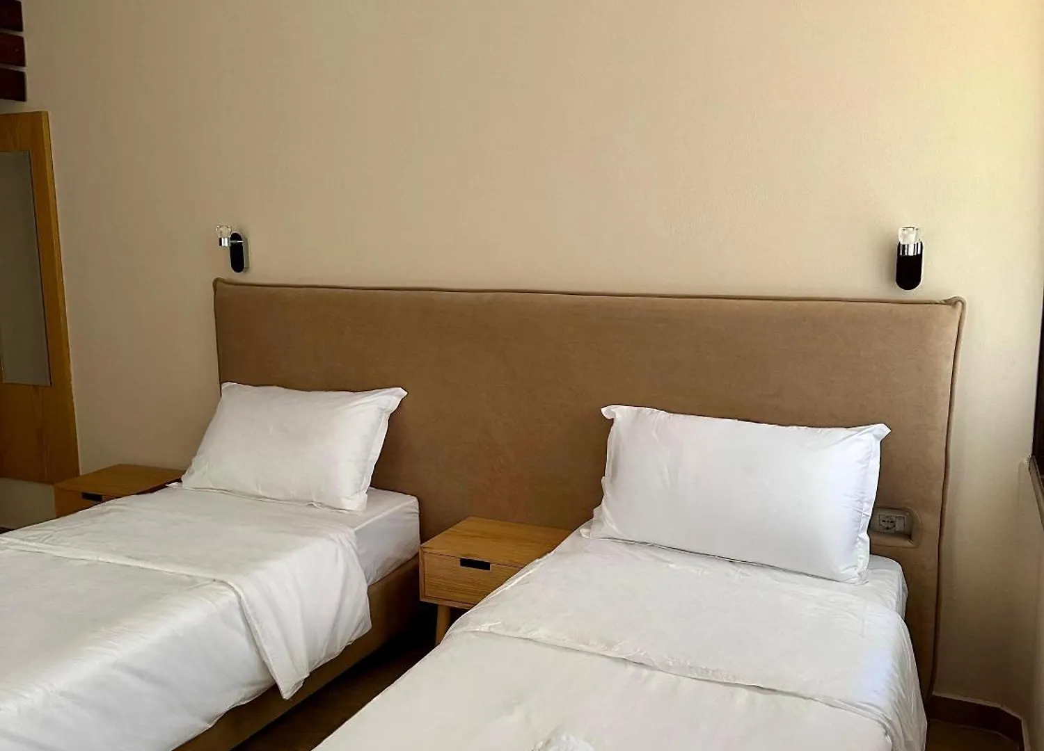 Hotel Epidami Kashar